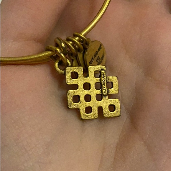 authentic alex and ani gold bracelet - Picture 4 of 4